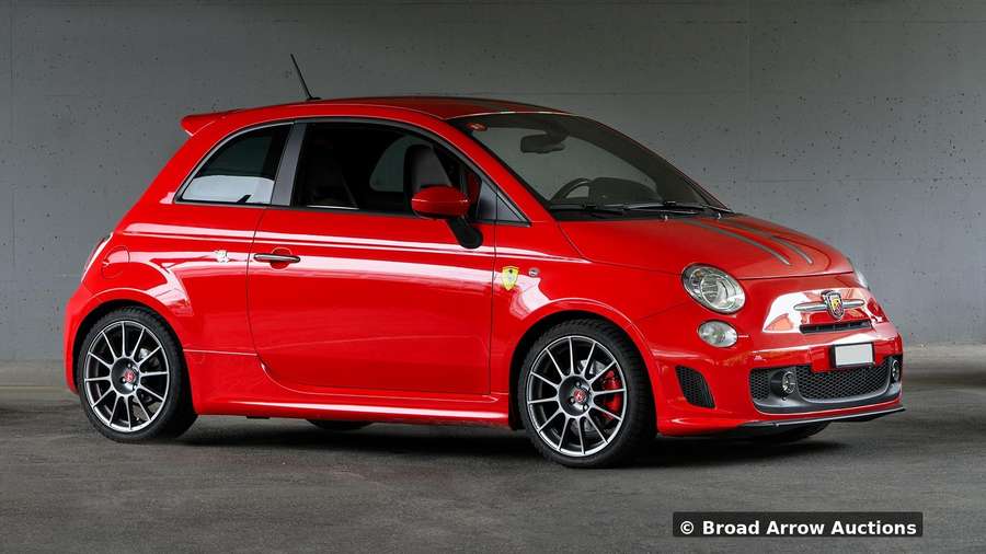 Abarth 500 Ferrari Dealers Edition
