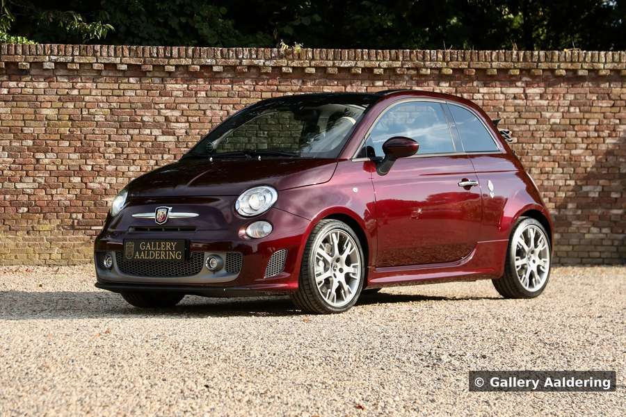 Abarth 695 Edizione Maserati