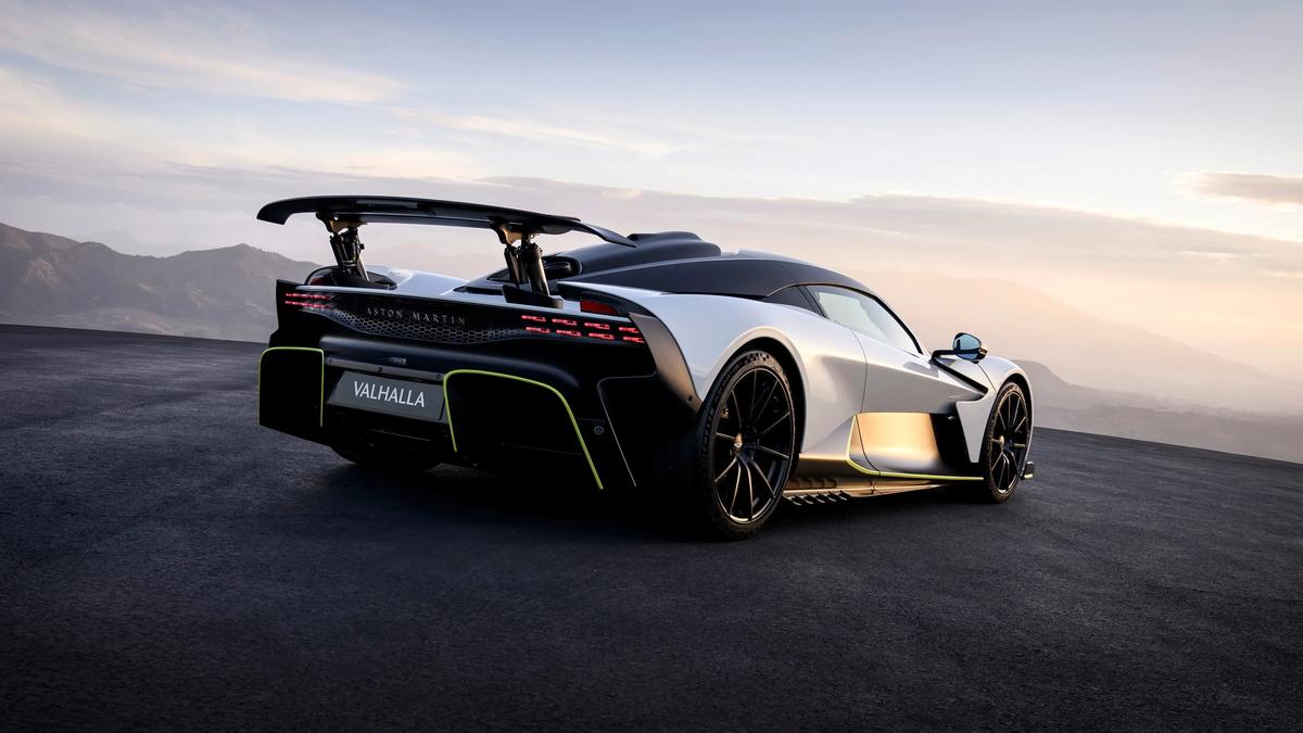 Aston Martin Valhalla
